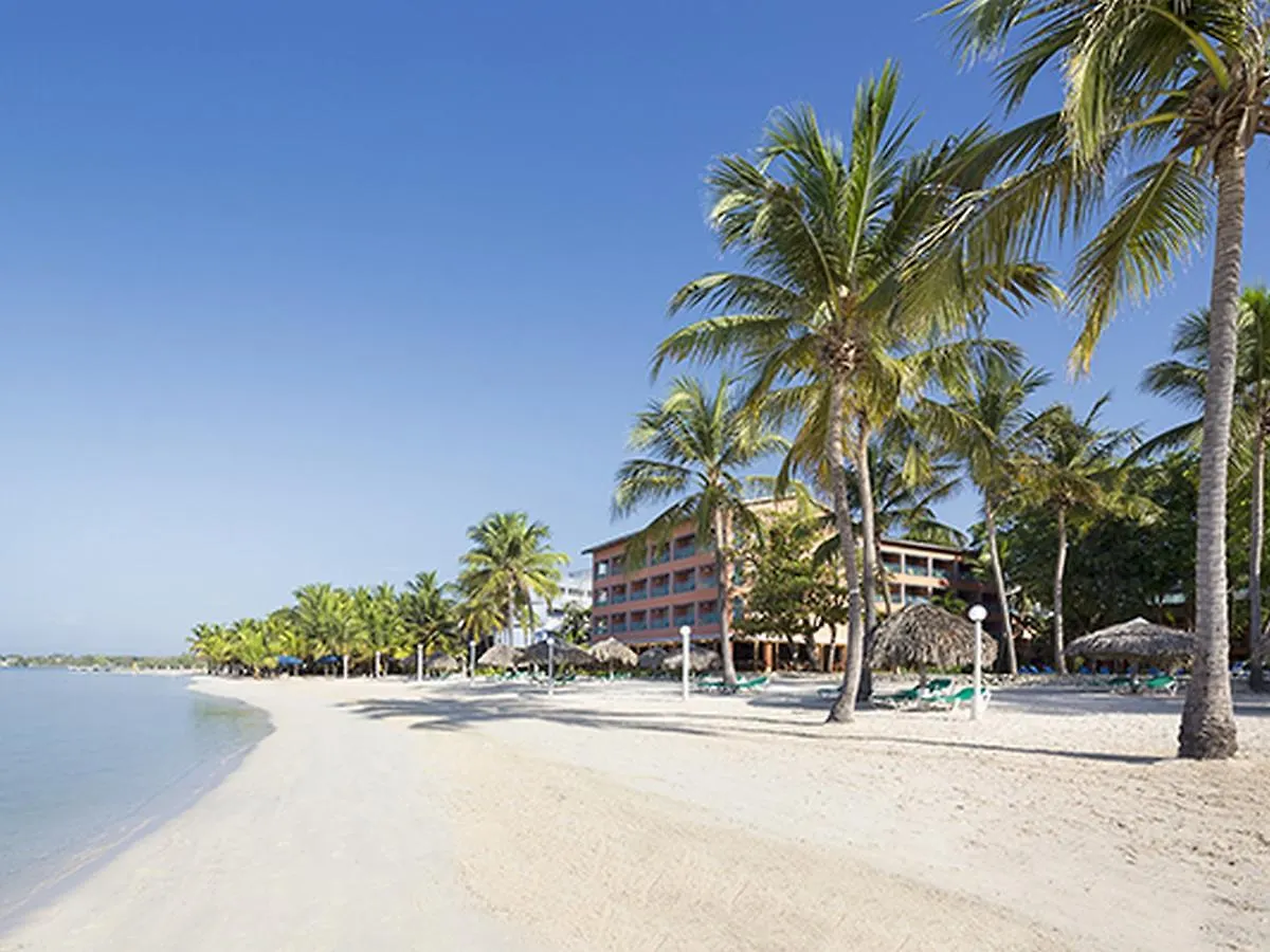 Condo Carla Boca Chica Hotel apartamentowy